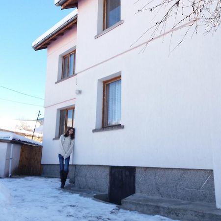 Guest House Ahp Mala Tsŭrkva Dış mekan fotoğraf
