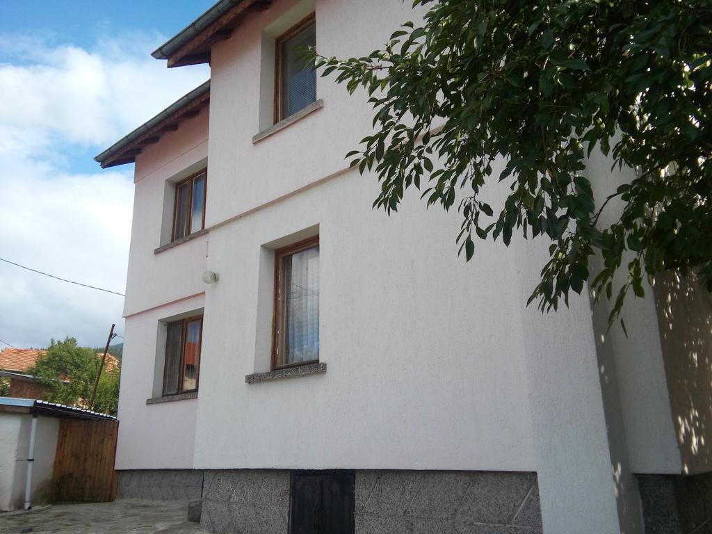 Guest House Ahp Mala Tsŭrkva Oda fotoğraf